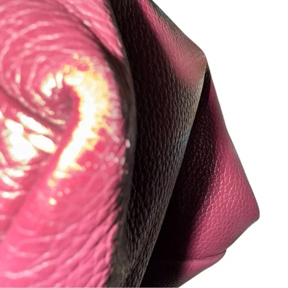 Dooney & Bourke Red Leather Bag and Wallet Set Look closely at pics - Picture 10 of 16